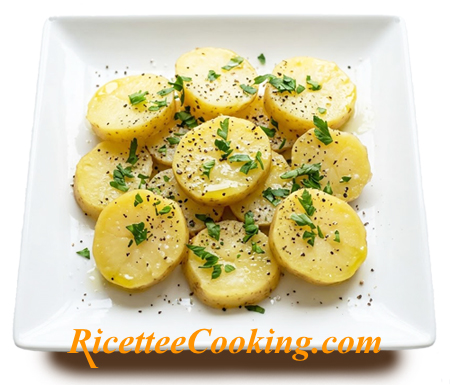 Patate lesse condite